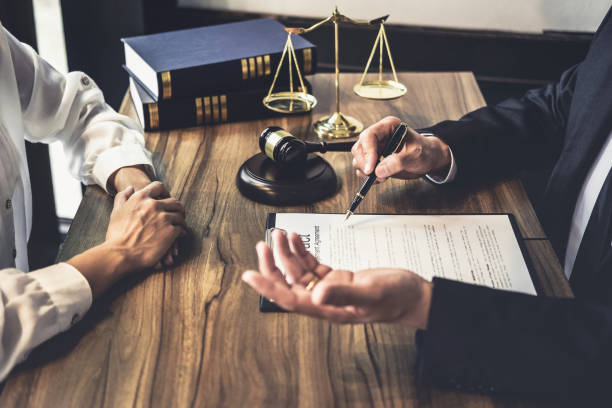 best corporate lawyers for corporate litigation in navi mumbai